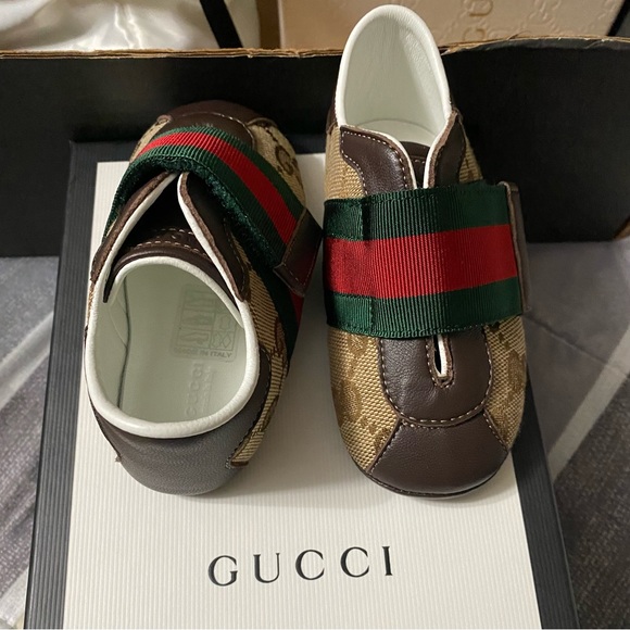 Gucci Baby Shoes - Picture 2 of 4